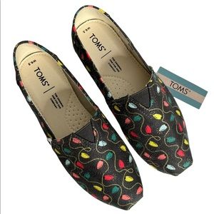 NEW TOMS Belmont Forged Iron Tree Lights Christmas Holiday Slip Ons Size 6.5